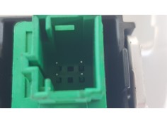 Recambio de luz interior para opel vivaro furgón 2.0 cdti 123 fap referencia OEM IAM 9677821577  