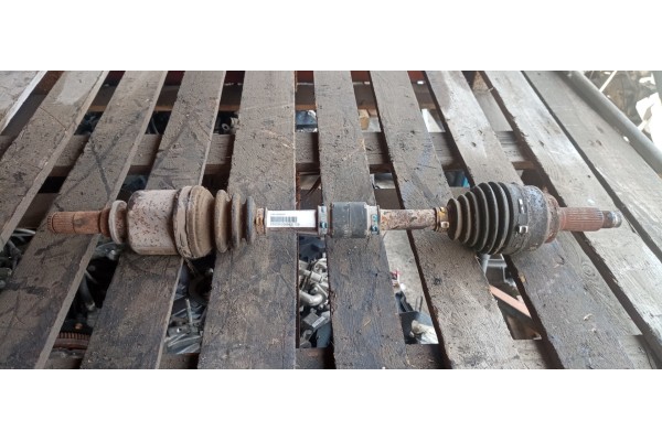 Recambio de transmision delantera izquierda para mazda 3 berlina (bk) 1.6 16v cat referencia OEM IAM FG0125600E  