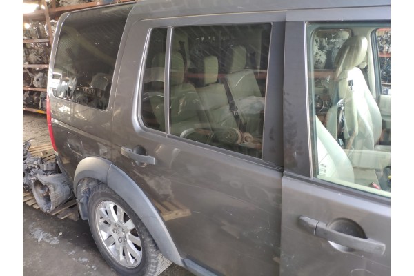 Recambio de puerta trasera derecha para land rover discovery v6 td se referencia OEM IAM   