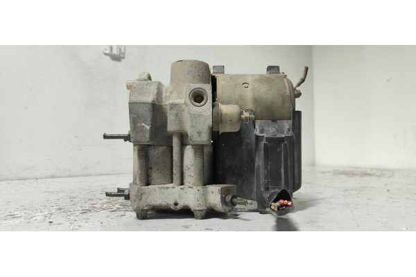 Recambio de abs para volkswagen t4 transporter/furgoneta (mod. 1991) caja cerrada referencia OEM IAM 0265201037  