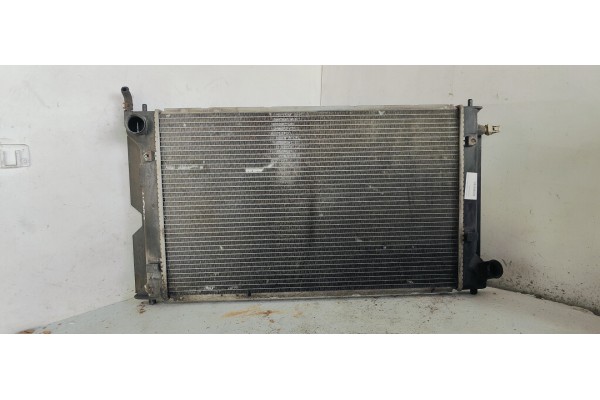 Recambio de radiador agua para toyota avensis berlina (t25) 2.0 d4d 115 referencia OEM IAM   