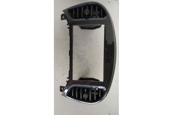 Recambio de rejilla aireadora para nissan juke (f15) 1.5 turbodiesel cat referencia OEM IAM 687501KE0A  