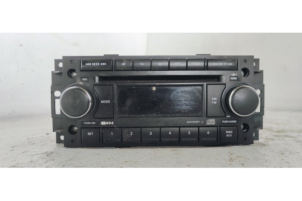 Recambio de sistema audio / radio cd para chrysler 300 c 3.0crd 220 fap referencia OEM IAM P05064067AG  