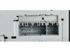 Recambio de sistema audio / radio cd para chrysler 300 c 3.0crd 220 fap referencia OEM IAM P05064067AG  