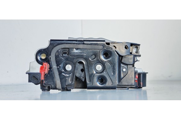Recambio de cerradura puerta trasera derecha para skoda fabia (5j2 ) 1.6 tdi dpf referencia OEM IAM 46E1S4839016C  