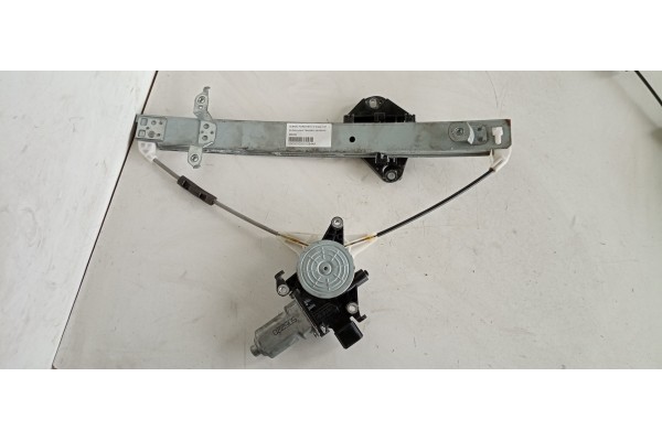 Recambio de elevalunas trasero derecho para subaru forester 2.0 diesel cat referencia OEM IAM 505220  