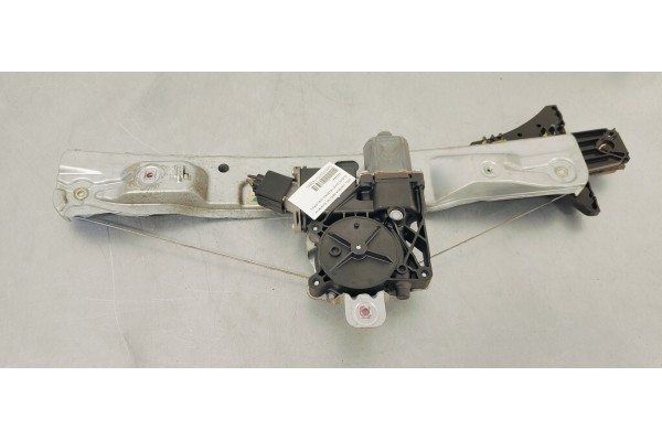 Recambio de elevalunas trasero izquierdo para opel insignia berlina excellence referencia OEM IAM 13302441  