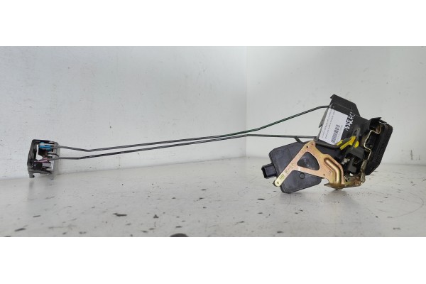 Recambio de cerradura puerta trasera izquierda para hyundai terracan (hp) 2.9 crdi cat referencia OEM IAM   