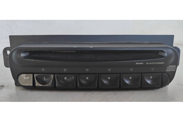 Recambio de sistema audio / radio cd para chrysler voyager (rg) 2.8 crd cat referencia OEM IAM P05064003AD  