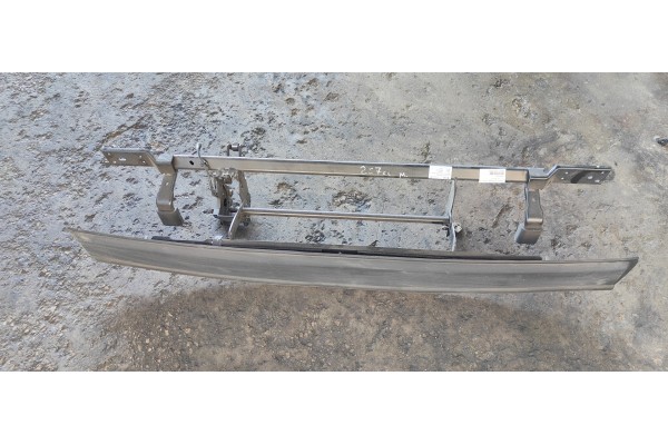 Recambio de bandeja trasera para peugeot 207 cc sport referencia OEM IAM 9680042180  