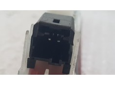 Recambio de luz central de freno para opel vivaro furgón 2.0 cdti 123 fap referencia OEM IAM 9811325980  