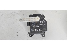 Recambio de motor apertura trampillas climatizador para lexus rx300 (mcu15) luxury referencia OEM IAM 0637008820  