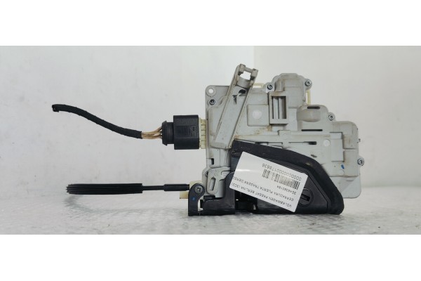 Recambio de cerradura puerta trasera derecha para volkswagen passat berlina (3c2) advance plus 4motion referencia OEM IAM 3C4839