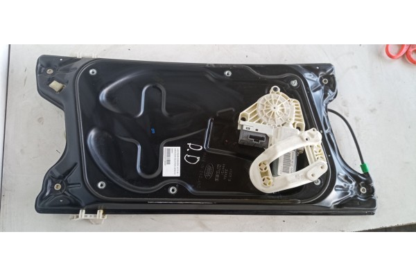 Recambio de elevalunas delantero derecho para land rover discovery v6 td se referencia OEM IAM 994731  