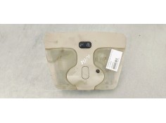 LUZ INTERIOR A1688250008 