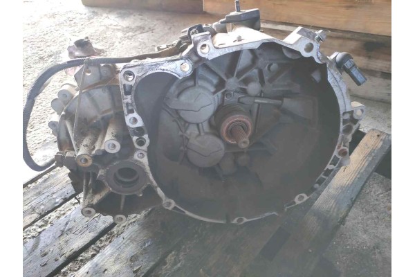 Recambio de caja cambios para mitsubishi carisma berlina 5 (da0) 1.9 di-d cat referencia OEM IAM PMR915425  