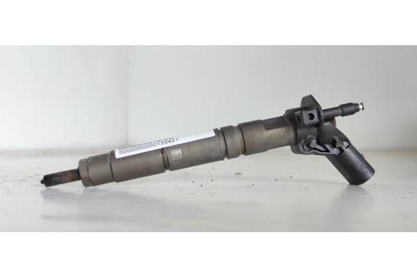 Recambio de inyector para jeep gr. cherokee (wh) 3.0 crd cat referencia OEM IAM A6420700587  