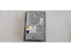 Recambio de sistema audio / radio cd para land rover discovery v6 td se referencia OEM IAM XQK500105  