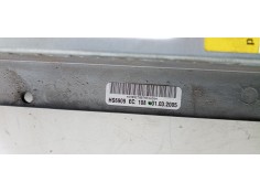 Recambio de sistema audio / radio cd para land rover discovery v6 td se referencia OEM IAM XQK500105  