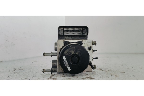 Recambio de abs para nissan navara 4x4 dc le tech premium at 4p referencia OEM IAM 10092633913  