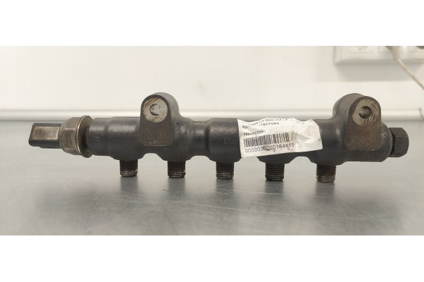 Recambio de rampa inyectora para citroen c4 berlina lx referencia OEM IAM 9654592680  