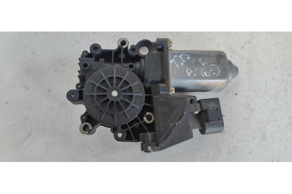 Recambio de motor elevalunas trasero derecho para audi a6 avant (4b5) 1.9 tdi referencia OEM IAM 101142100  