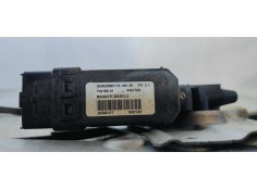 Recambio de elevalunas delantero izquierdo para renault clio iii 1.5dci 85 referencia OEM IAM 8200291148  