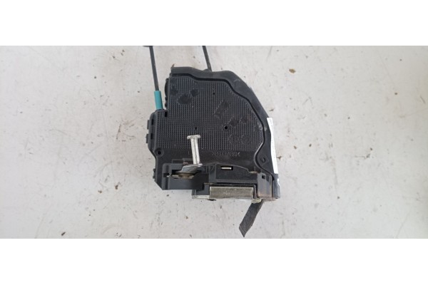 Recambio de cerradura puerta trasera izquierda para toyota rav 4 (a3) 2.2 turbodiesel cat referencia OEM IAM 2C6103108  