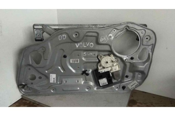 Recambio de elevalunas delantero derecho para volvo s40 berlina 1.6 cat referencia OEM IAM 8679081  
