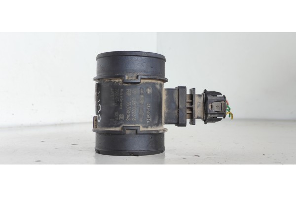 Recambio de caudalimetro para opel antara cosmo plus 4x4 referencia OEM IAM 0281002618  