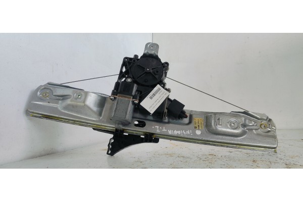 Recambio de elevalunas trasero izquierdo para opel insignia berlina 2.0cdti 130 fap referencia OEM IAM 13302441  