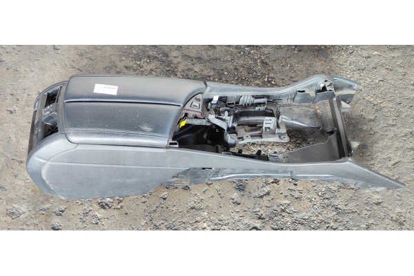 Recambio de apoyabrazos central para bmw serie 5 lim. (f10) 530d xdrive referencia OEM IAM   