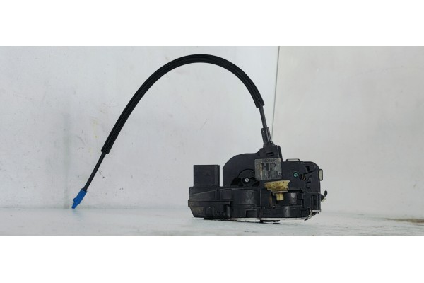 Recambio de cerradura puerta delantera derecha para chevrolet cruze 1.6 i 113 referencia OEM IAM 13503150  