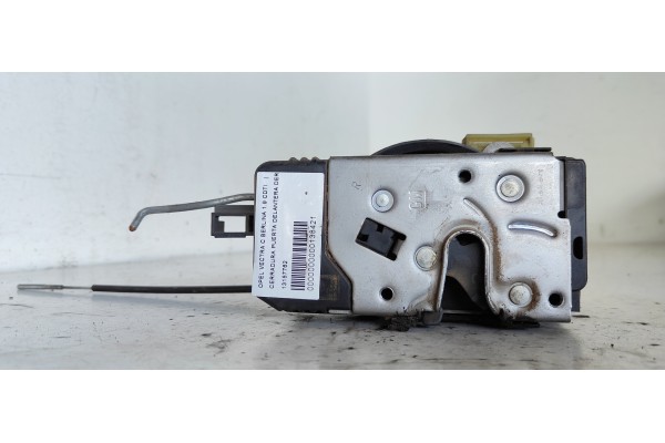 Recambio de cerradura puerta delantera derecha para opel vectra c berlina comfort referencia OEM IAM 13157762  