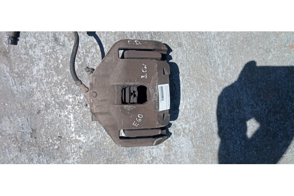 Recambio de pinza de freno delantera derecha para bmw serie 5 berlina (e60) 530d referencia OEM IAM   
