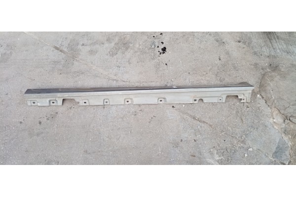 Recambio de faldon lateral para bmw serie 5 lim. (f10) 530d xdrive referencia OEM IAM   