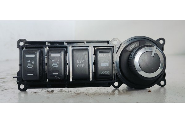Recambio de mando multifuncion para nissan navara 4x4 dc le tech premium at 4p referencia OEM IAM   