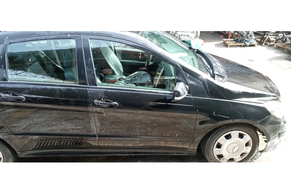 Recambio de puerta delantera derecha para mercedes-benz clase b (w245) 180 cdi (245.207) referencia OEM IAM   