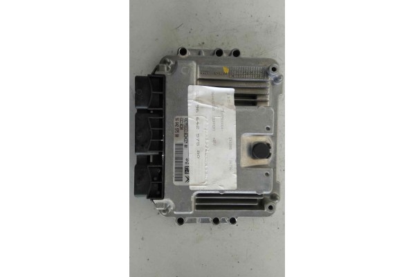 Recambio de centralita motor uce para citroen c4 berlina 1.6 16v hdi referencia OEM IAM 9664257580  