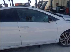 PUERTA DELANTERA DERECHA 