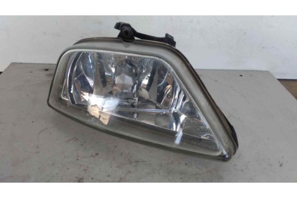 Recambio de faro antiniebla izquierdo para ford focus berlina (cak) 1.4 cat referencia OEM IAM 2M5115201AG  
