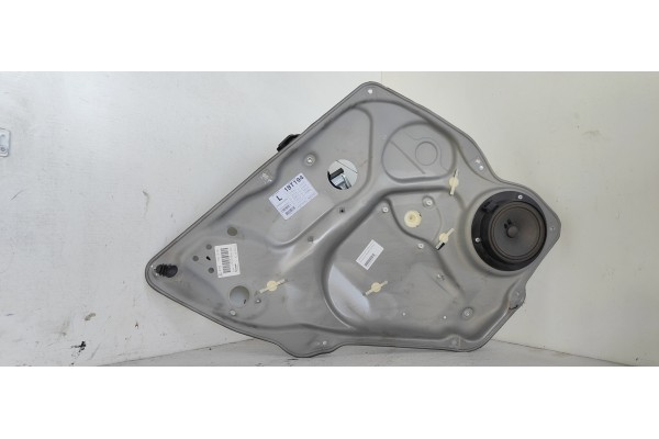 Recambio de elevalunas trasero izquierdo para mercedes-benz clase b (w245) 180 cdi (245.207) referencia OEM IAM   