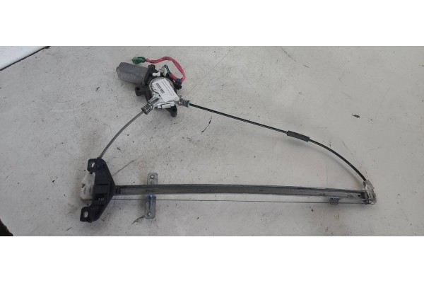 Recambio de elevalunas trasero derecho para honda cr-v (rd8) 2.0 vtec cat referencia OEM IAM   