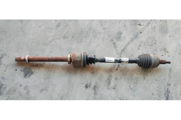 Recambio de transmision delantera derecha para renault laguna grandtour iii referencia OEM IAM 8200786810  