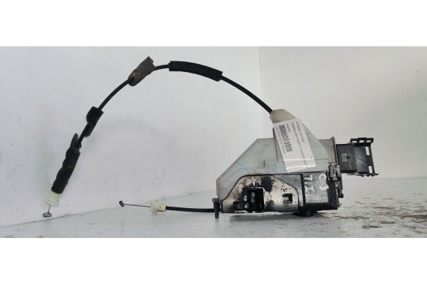 Recambio de cerradura puerta trasera izquierda para citroen c3 fase 1 referencia OEM IAM A04097  