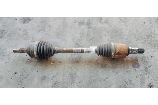 Recambio de transmision delantera izquierda para renault scenic iii 1.9 dci 130 referencia OEM IAM 8200725512  