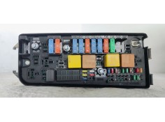 Recambio de caja reles / fusibles para opel vectra c berlina club referencia OEM IAM 13144709  