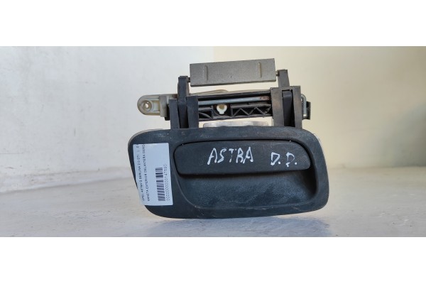 Recambio de maneta exterior delantera derecha para opel astra g berlina 2.0 dti referencia OEM IAM   