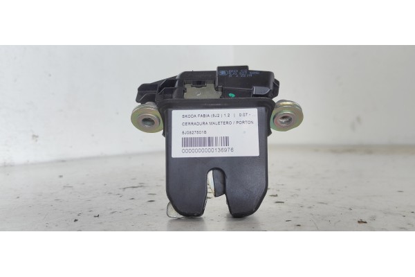 Recambio de cerradura maletero / porton para skoda fabia (5j2 ) ambition referencia OEM IAM 5J0827501B  