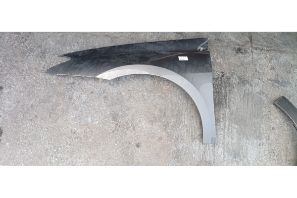 Recambio de aleta delantera izquierda para renault laguna grandtour iii emotion referencia OEM IAM   
